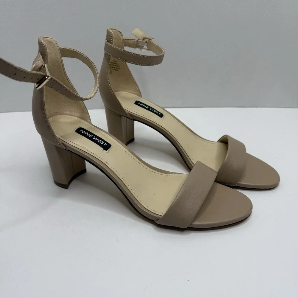 Nine West NVYPRUCE Women’s Leather Ankle Strap Block Heel Sandals 7.5M Taupe